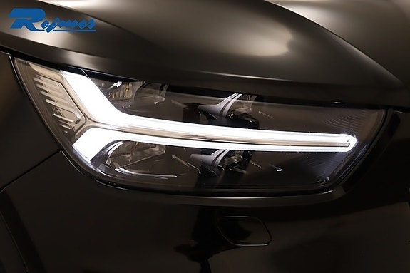 Volvo XC40 20 of 24