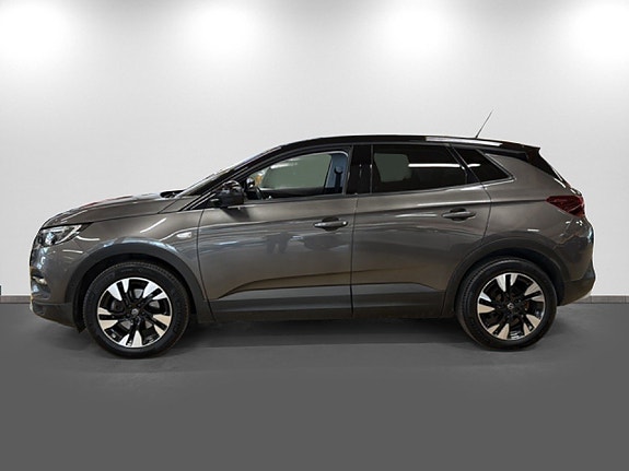 Opel Grandland X 4 of 5
