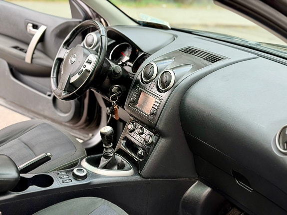 Nissan Qashqai+2 9 of 14