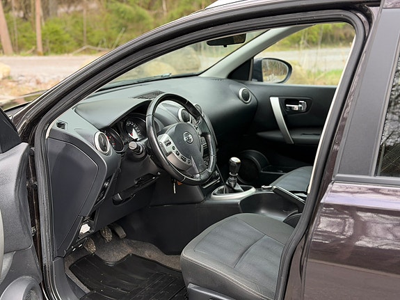 Nissan Qashqai+2 8 of 14