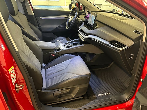 Skoda Enyaq 15 of 30