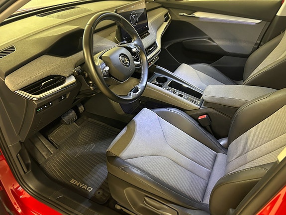 Skoda Enyaq 9 of 30