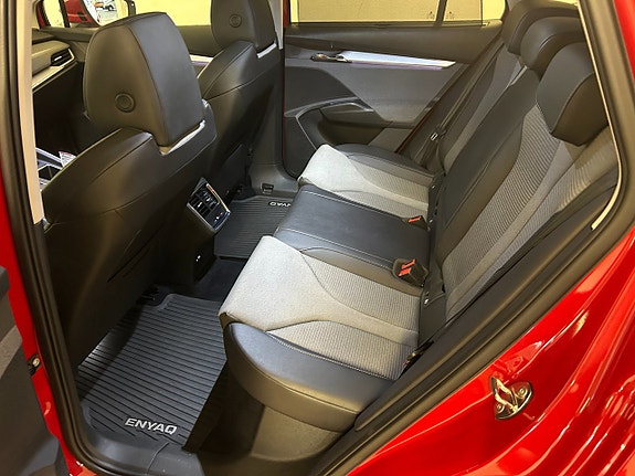 Skoda Enyaq 12 of 30