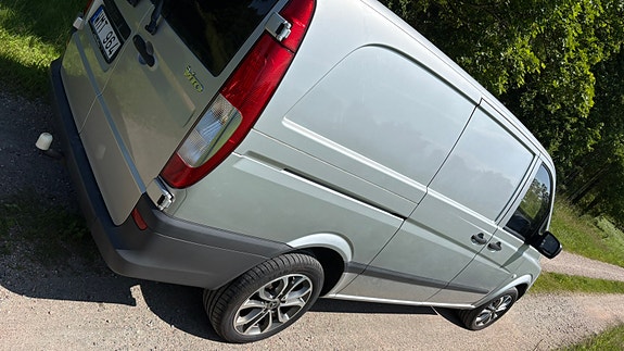 Mercedes-Benz Vito 115 4 of 5