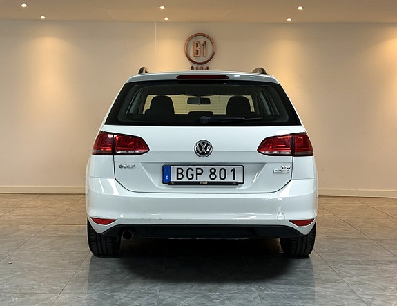 Volkswagen Golf VII 7 of 17