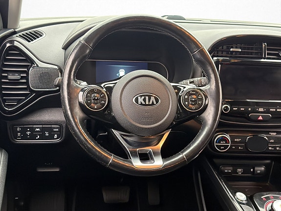 Kia e-Soul 11 of 29
