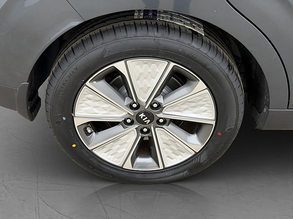 Kia e-Soul 28 of 29