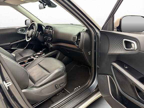 Kia e-Soul 21 of 29