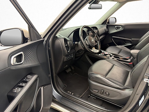 Kia e-Soul 9 of 29