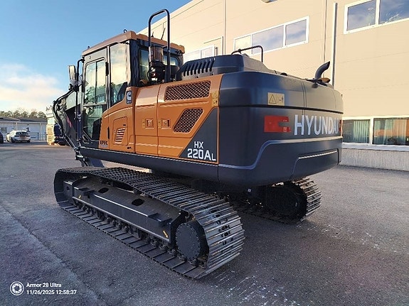 Hyundai HX 220 AL 2 of 13