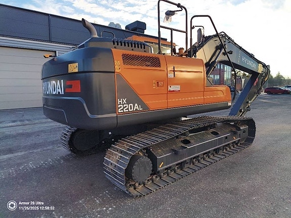 Hyundai HX 220 AL 4 of 13