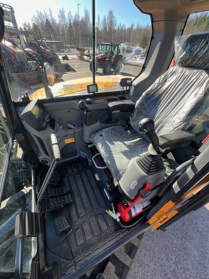 Hyundai HX 85 A 11 of 12