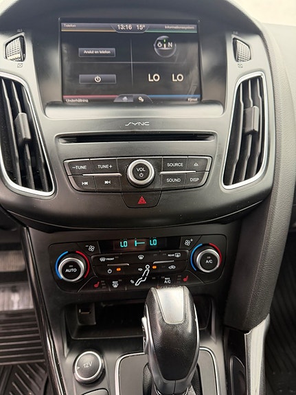 Ford Focus 10 of 16