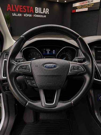 Ford Focus 15 of 16