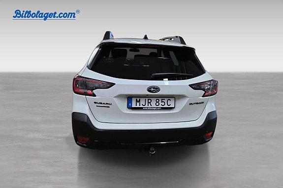 Subaru Outback 4 of 5