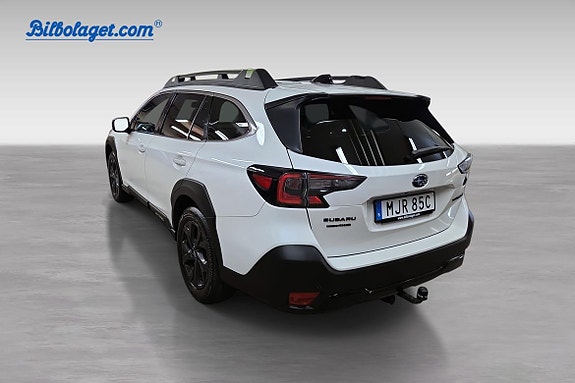 Subaru Outback 3 of 5