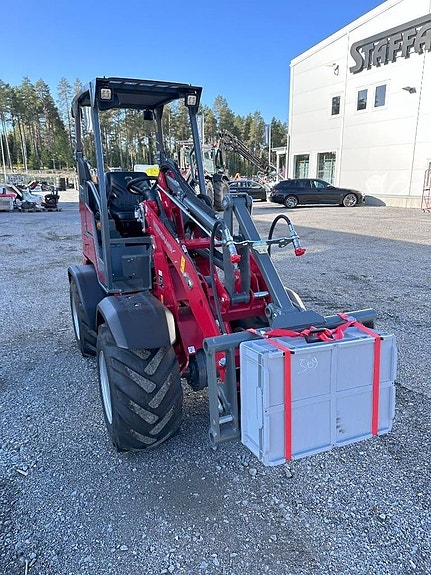 Weidemann 1190 e 5 of 5