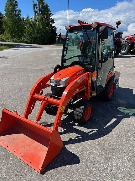 Kubota BX 231 4WD OBS 45 Timmar Nyskick 21 of 23