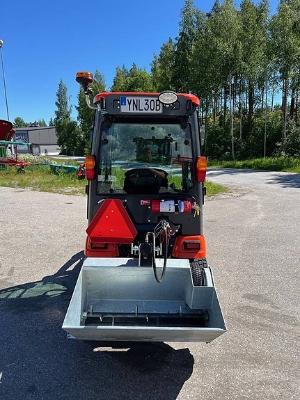 Kubota BX 231 4WD OBS 45 Timmar Nyskick 9 of 23
