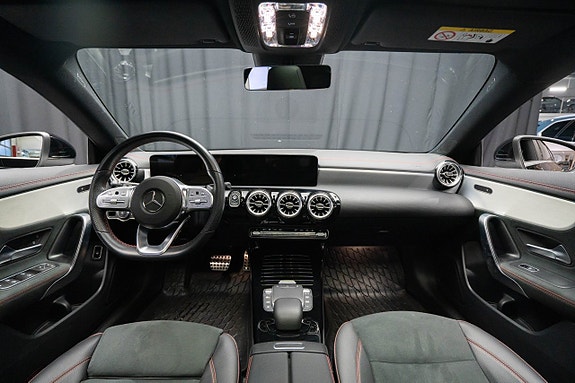 Mercedes-Benz CLA250 e 14 of 24