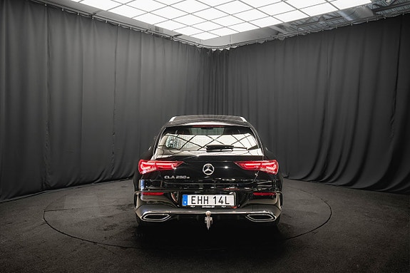 Mercedes-Benz CLA250 e 8 of 24