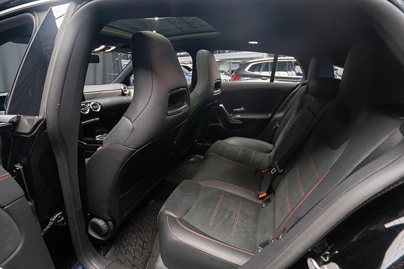 Mercedes-Benz CLA250 e 19 of 24