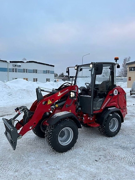Weidemann 1390 6 of 11