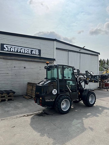 Weidemann 1260LP Black Edition 9 of 13