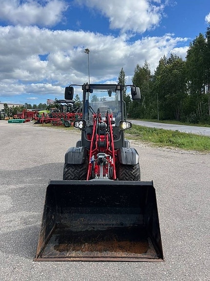 Weidemann 1390 DEMO 60 tim 3 of 5