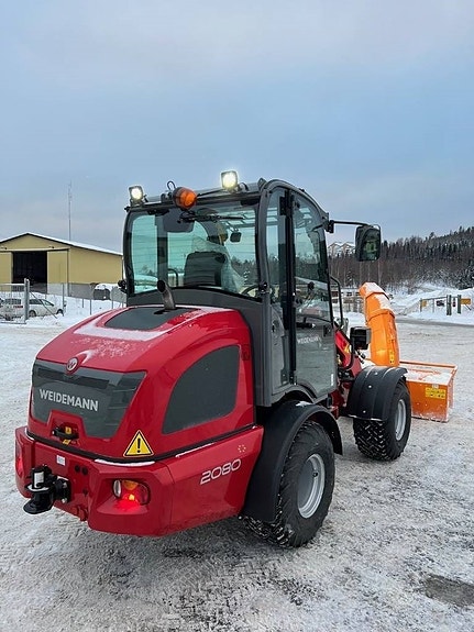 Weidemann 2080 4 of 5