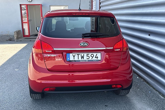Kia Venga 4 of 5