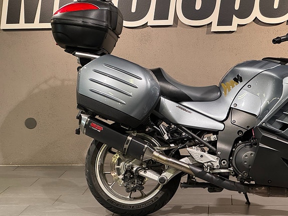 Kawasaki 1400 GTR ABS 4 of 7