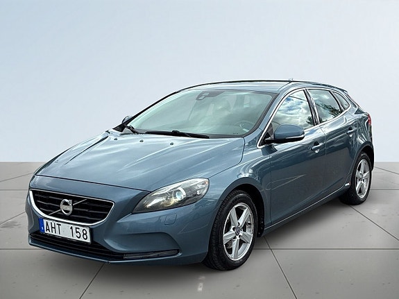 Volvo V40 16 of 20