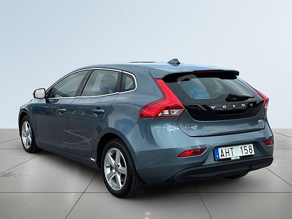 Volvo V40 5 of 20