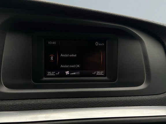 Volvo V40 15 of 20