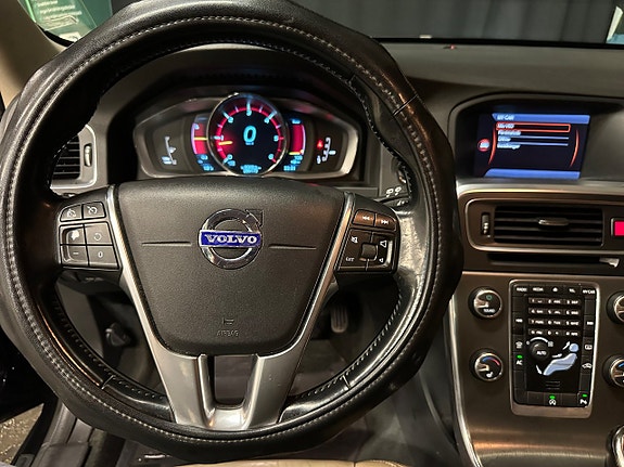 Volvo V60 12 of 26