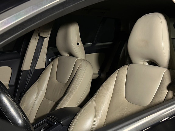 Volvo V60 20 of 26