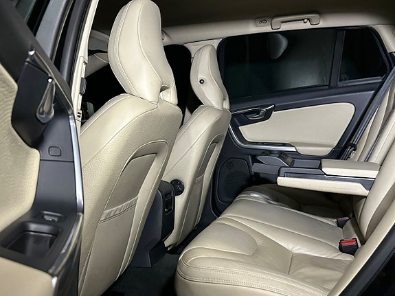 Volvo V60 21 of 26