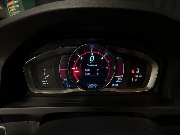 Volvo V60 15 of 26