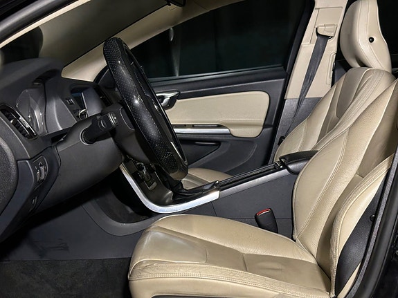 Volvo V60 10 of 26