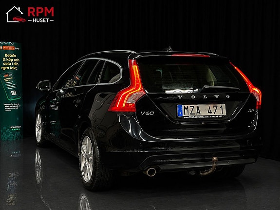 Volvo V60 3 of 5
