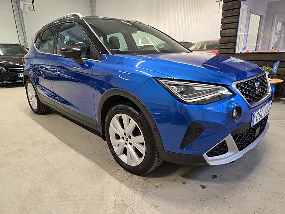 Seat Arona 2 of 5