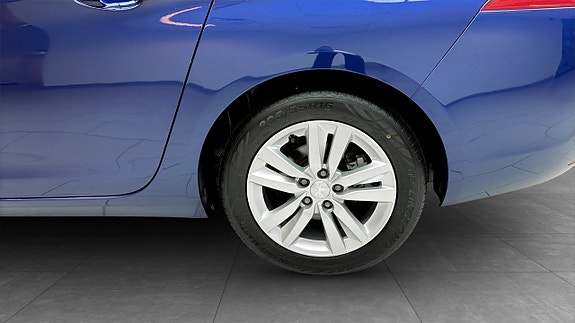 Peugeot 308 6 of 12