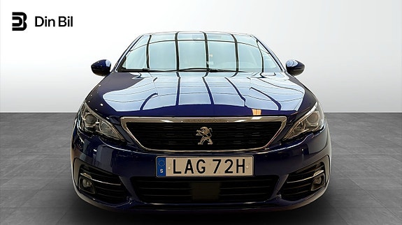Peugeot 308 4 of 5