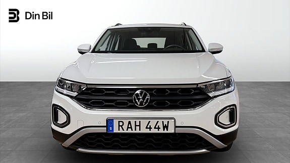 Volkswagen T-Roc 4 of 13
