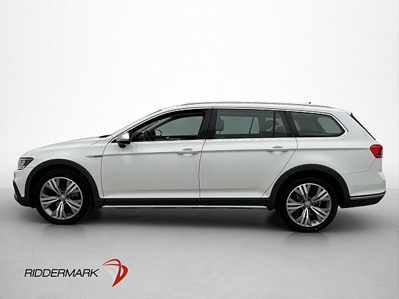 Volkswagen Passat Alltrack 5 of 30