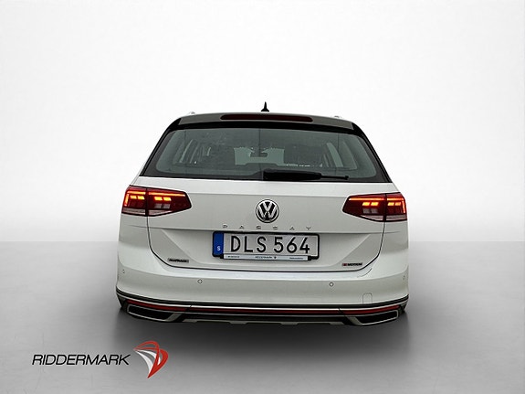 Volkswagen Passat Alltrack 7 of 30