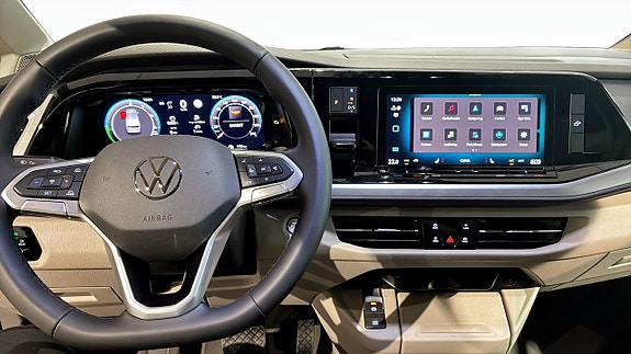 Volkswagen California 10 of 15