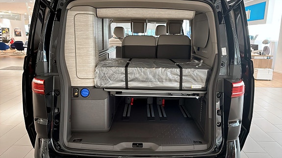 Volkswagen California 14 of 15