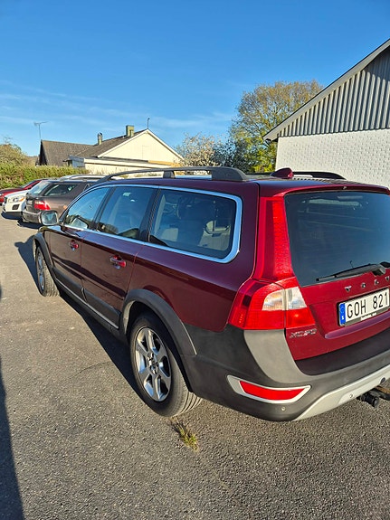 Volvo XC70 4 of 5